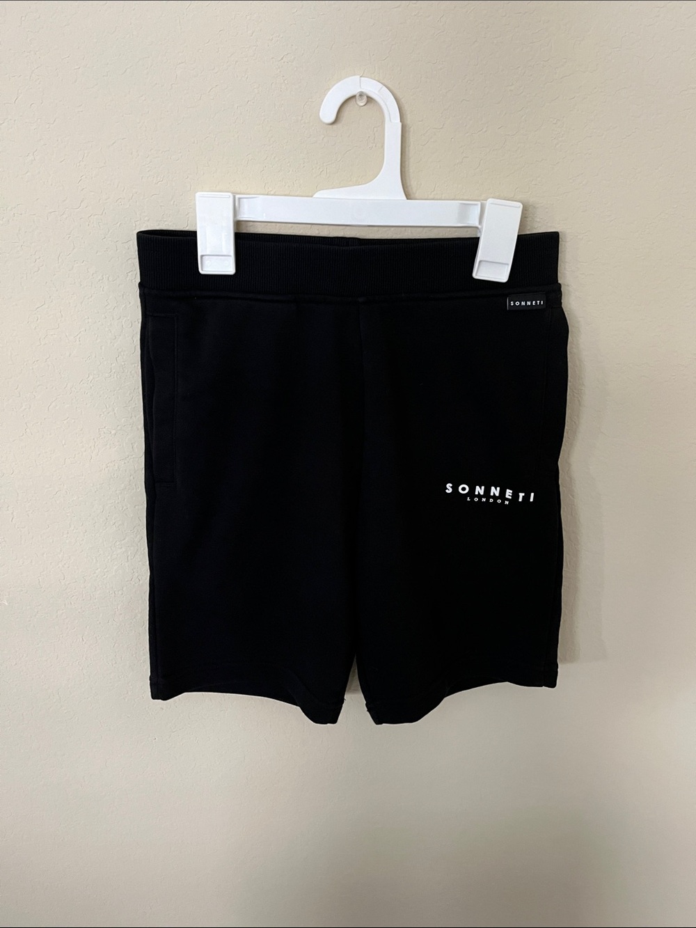 Sonneti London Boys Black French Terry Sweat Shorts Large
